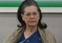 Vande Mataram Controversy : सोनिया गांधी की बढ़ीं मुश्किलें, गाजियाबाद कोर्ट में दाखिल हुई शिकायत; इस दिन होगी सुनवाई Vande Mataram Controversy