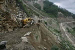 Badrinath Highway Closed 