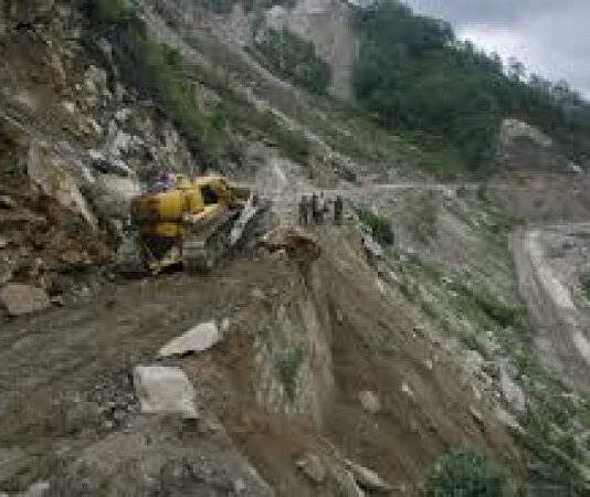 Badrinath Highway Closed 