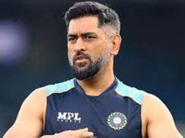 M S Dhoni