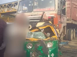 Agra Road Accident