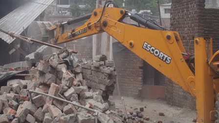 Bulldozer Action in Uttarakhand