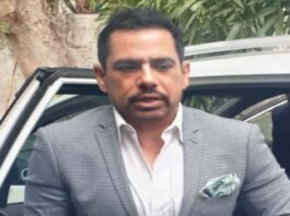ROBERT VADRA 