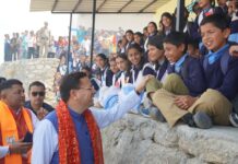 Champawat : मुख्यमंत्री धामी ने देवीधुरा में छात्र-छात्राओं से किया संवाद, उज्ज्वल भविष्य की दी शुभकामनाएं Champawat