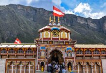 Badrinath Donation Theft : BKTC कर्मी प्रमोद नौटियाल पर FIR, विभागीय कार्रवाई के बाद पुलिस जांच शुरू Badrinath Donation Theft