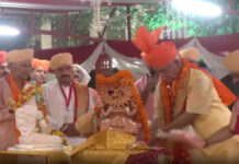 Amarnath Yatra 2026 : अमरनाथ यात्रा 2026 की शुरुआत, श्रद्धालुओं के पहले जत्थे को LG मनोज सिन्हा ने दिखाई झंडी Amarnath Yatra 2026